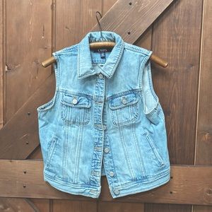 Chaos denim sleeveless vest